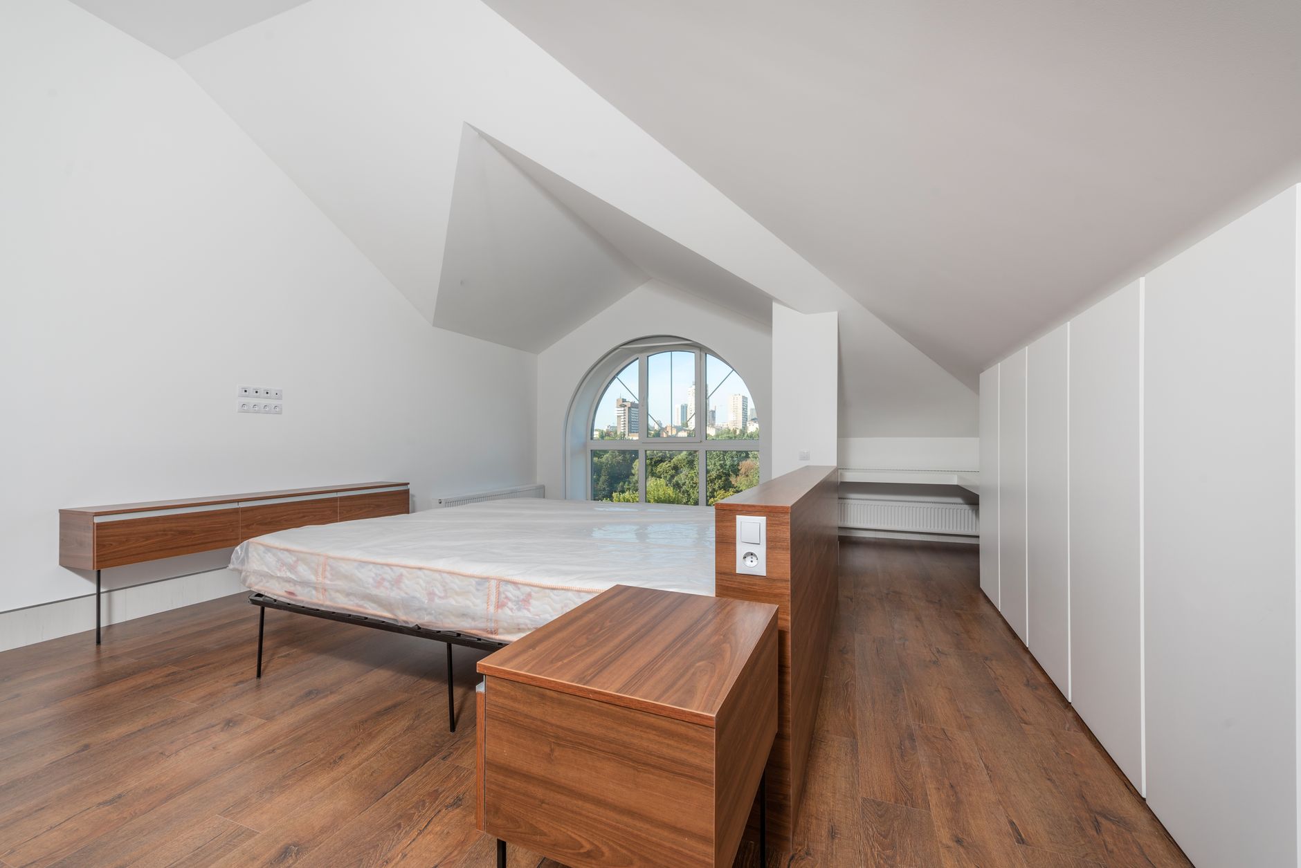 Traitement punaises de lit équipe à Courbevoie